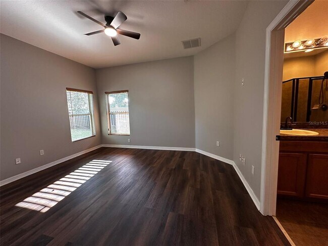 Building Photo - 15115 Stonebriar Way