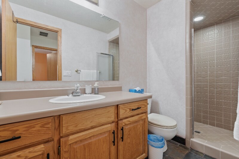 Building Photo - 6532 S Heughs Canyon Way