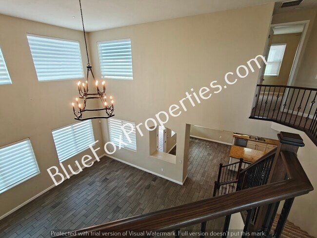 Building Photo - 8545 N Gaetano Loop