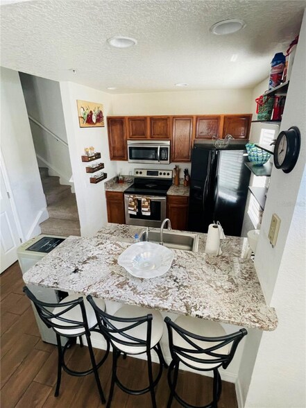 Building Photo - 2600 Lodi Cir