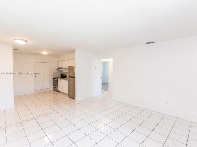 Building Photo - 1342 NE 110th Terrace