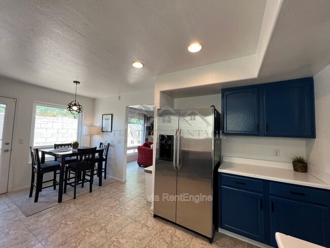 Building Photo - 3402 W Frankfurt Dr