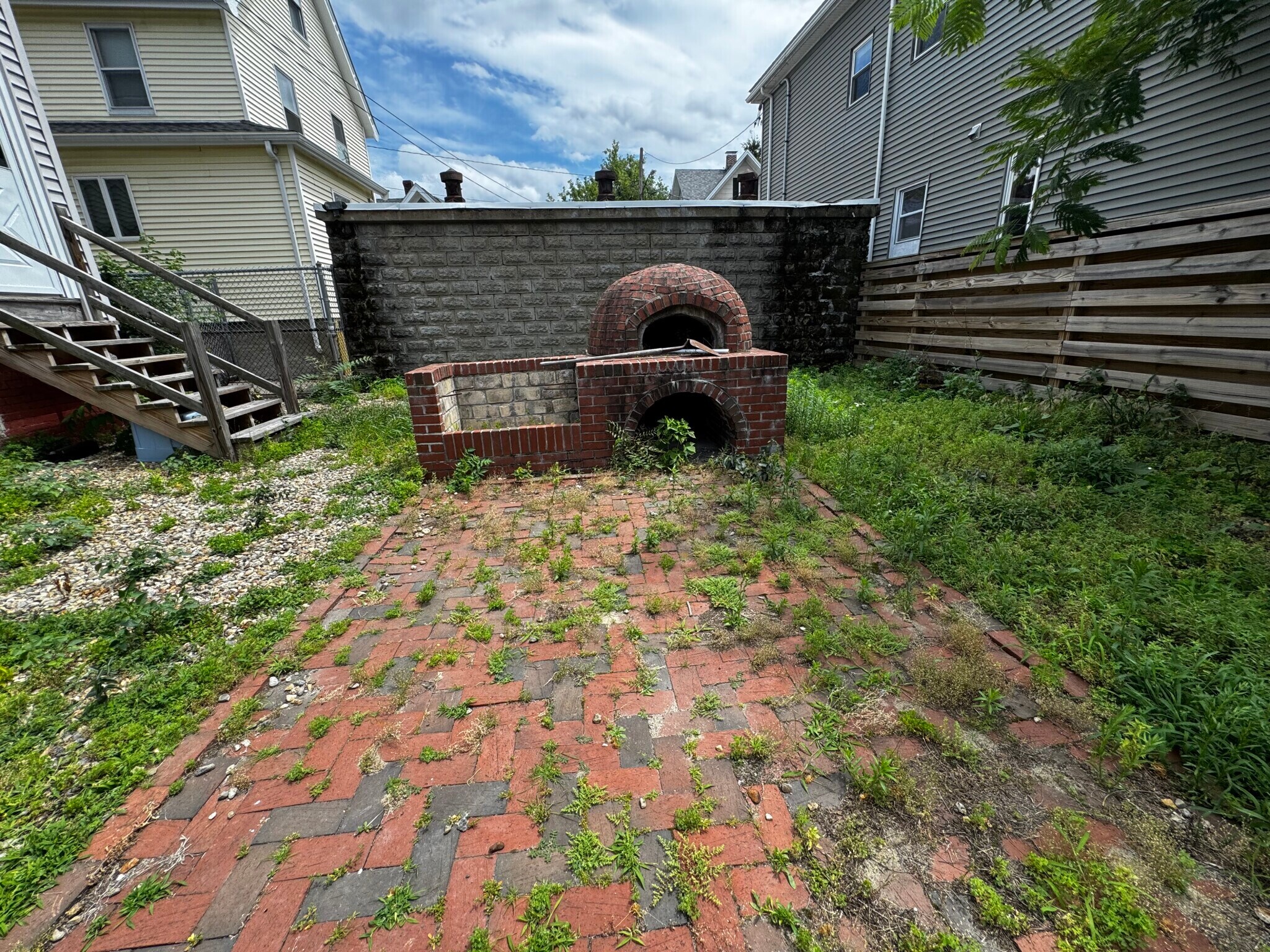 Building Photo - 374 Highland Ave