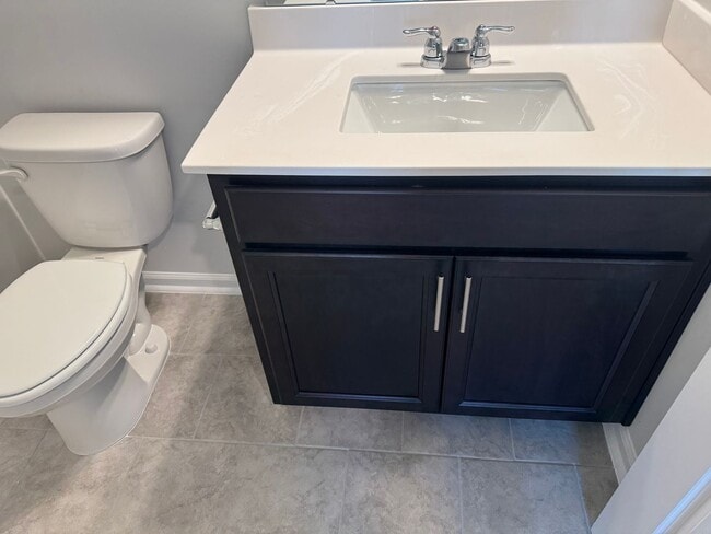 Building Photo - Brand new 3-bedroom / 2.5-Bath in the high...