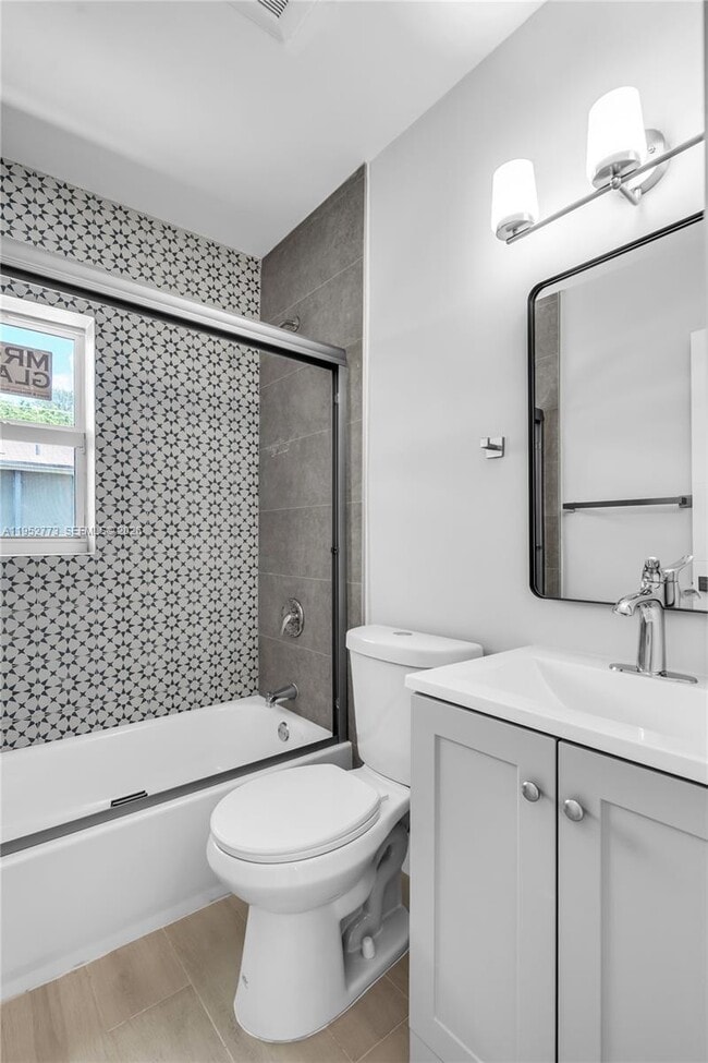 Building Photo - 351 NE 82nd St