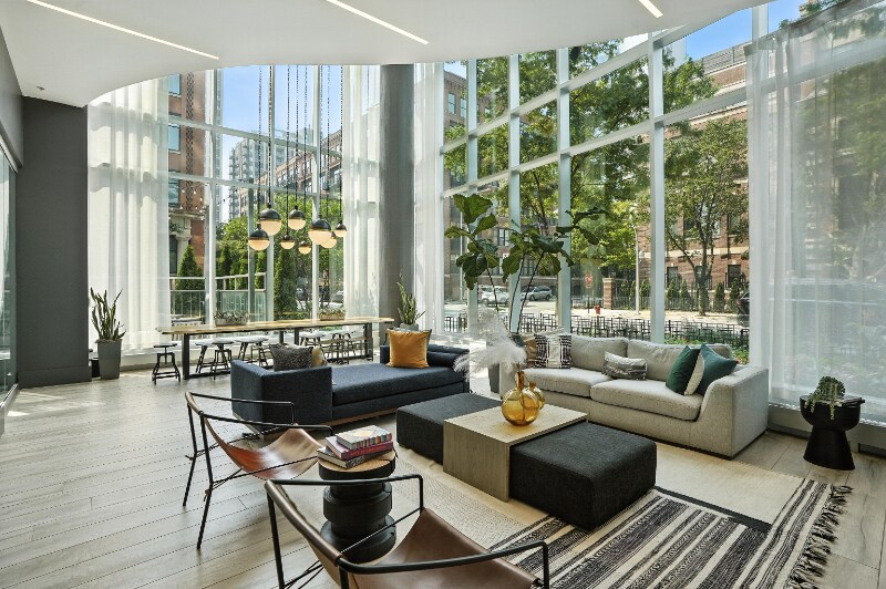 Building Photo - 473 W Huron St