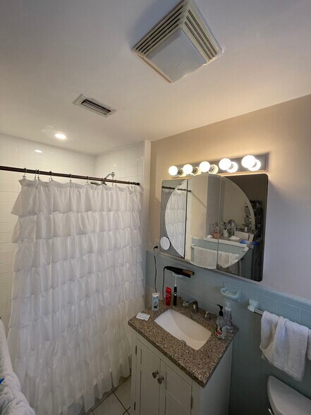 Primary Bathroom - 2842 SW 1 Ave