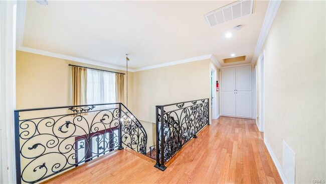 Building Photo - 6772 Randiwood Ln