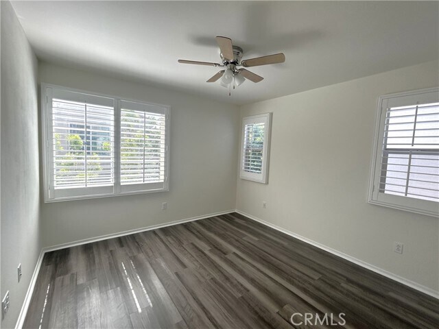 Building Photo - 253 S Vermont Ave