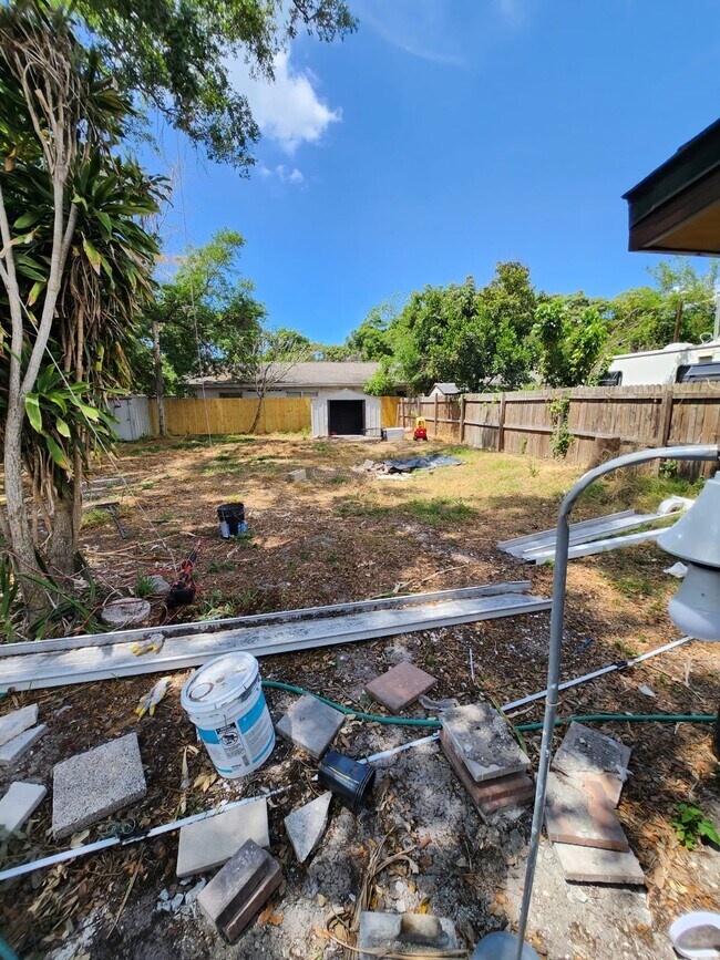 Building Photo - 4730 68th Ln N