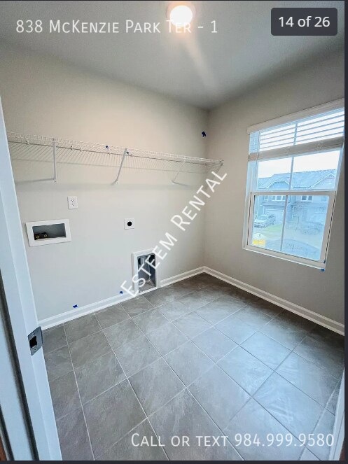 Building Photo - 838 McKenzie Pk Ter