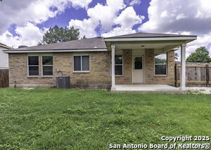 Building Photo - 834 Creek Pebble