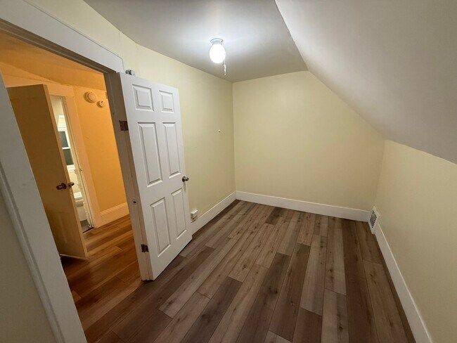 Building Photo - *Friendly Road, LLC 3404-3406 Walton Ave