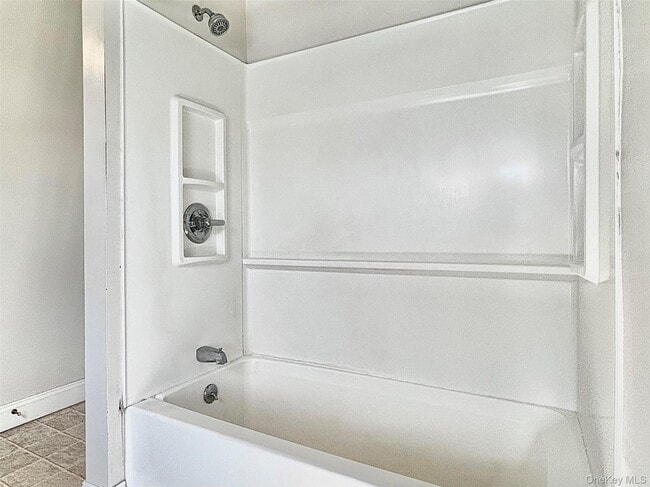 Building Photo - 9 Parker Ave