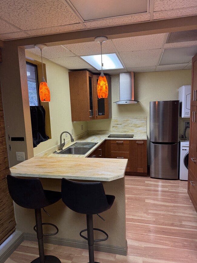 Building Photo - 27820 Dorris Dr