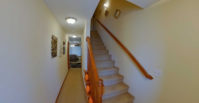 Primary Photo - 3D Tour Available + Huge Kitchen + Huge Be...