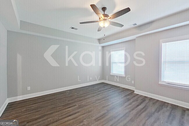 Building Photo - 121 Allentown Ct