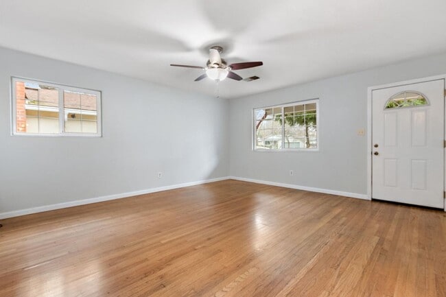 Building Photo - Move In NOW! Beautiful Davis Home Near UC Davis | Bright Open Layout + Private Backyard