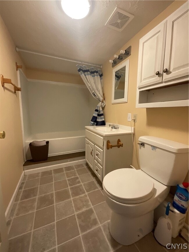 Building Photo - 29841 US-20