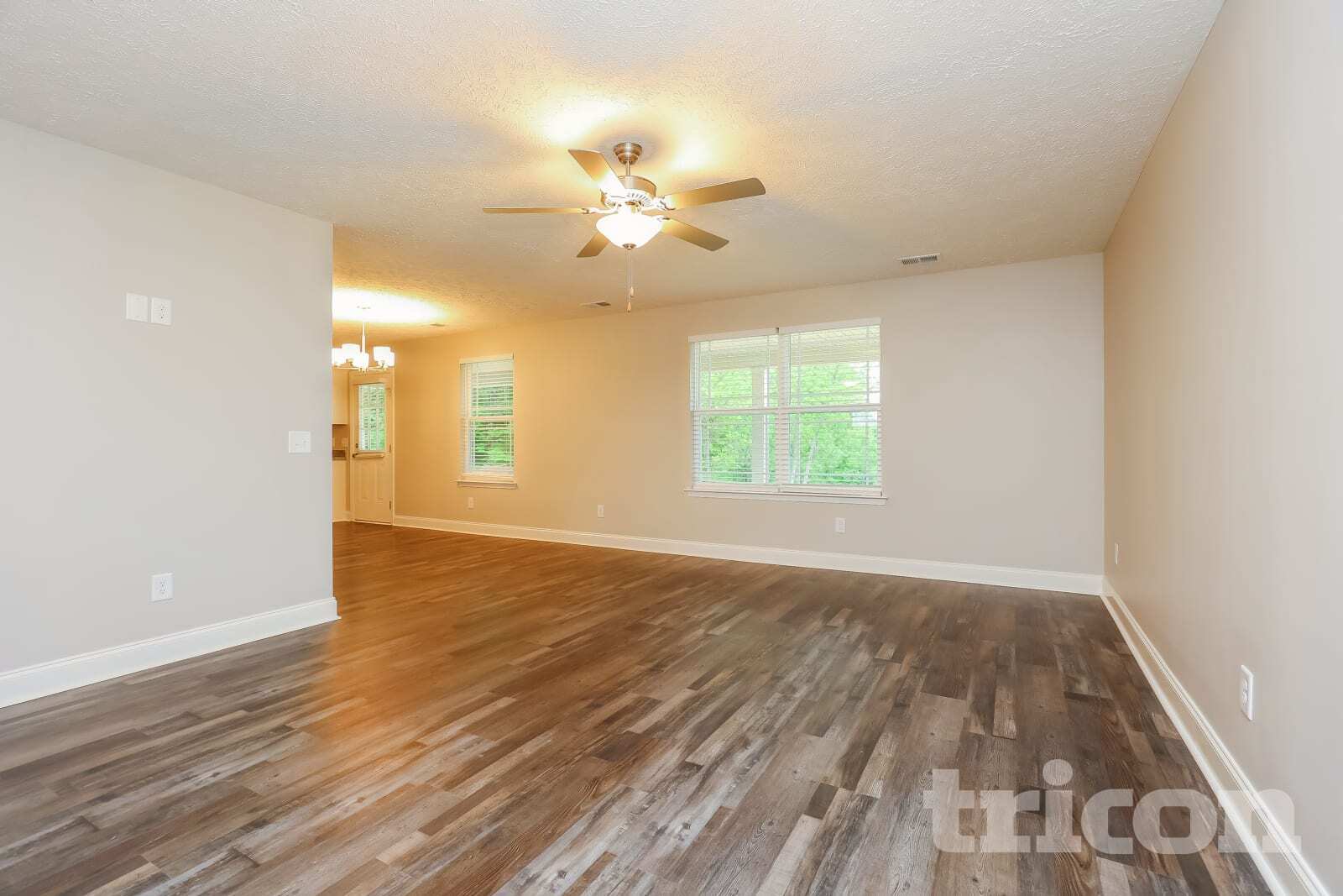 Building Photo - 716 Cedar Ln