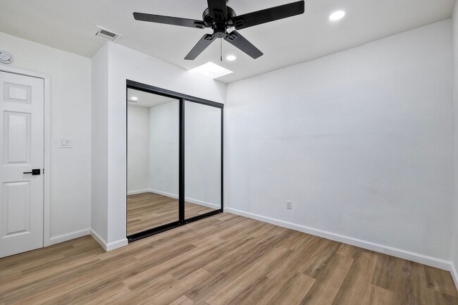 Building Photo - Beautiful Logan Heights Remodeled House