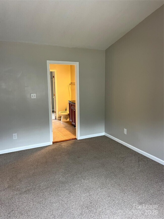 Building Photo - 7442 Lady Liberty Ln
