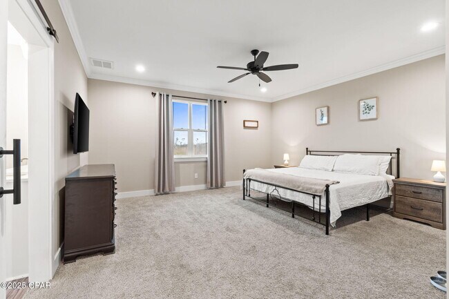 Building Photo - 4419 Conifer Ln