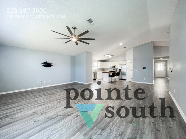 Building Photo - 209 Staysail St