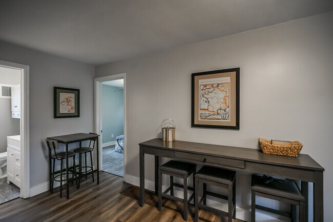 Kitchen - 1703 Springfield Rd