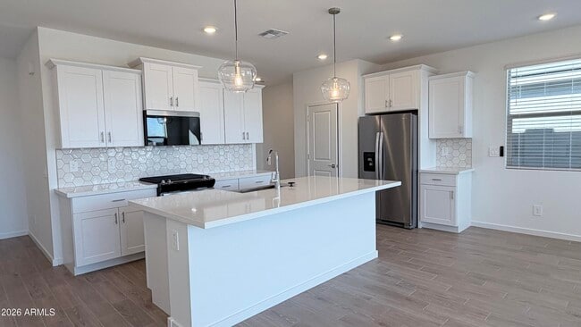 Building Photo - 15809 W Gray Fox Trl