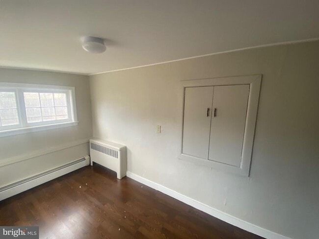 Building Photo - 498 OLD PHILA PI