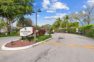 Building Photo - 3101 Oakland Shores Dr