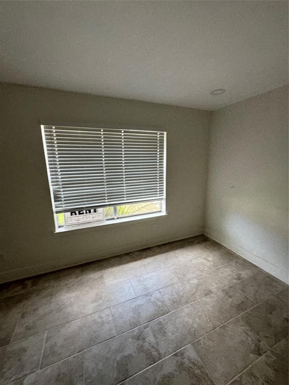 Building Photo - 3723 Westmeadow Dr