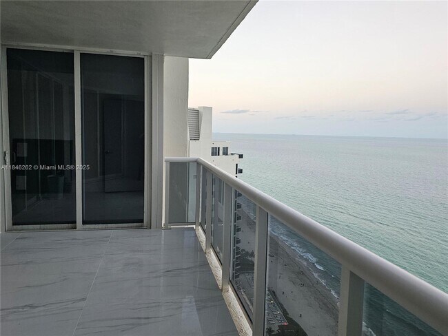 Building Photo - 19111 Collins Ave