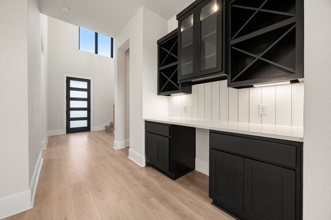 Building Photo - 734 Platinum Stone Ln