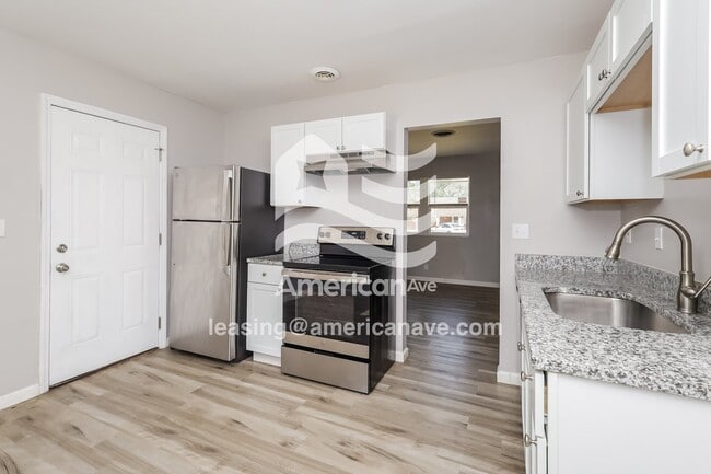 Building Photo - 1485 Wichita Dr S