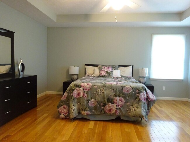 Master Bedroom - 24 Autumn Ln