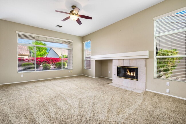 Building Photo - 78462 Palm Tree Ave