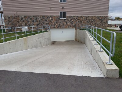 Building Photo - 309 WI-16