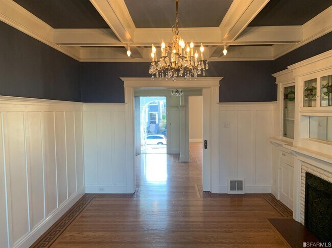 Building Photo - 238 8th Ave