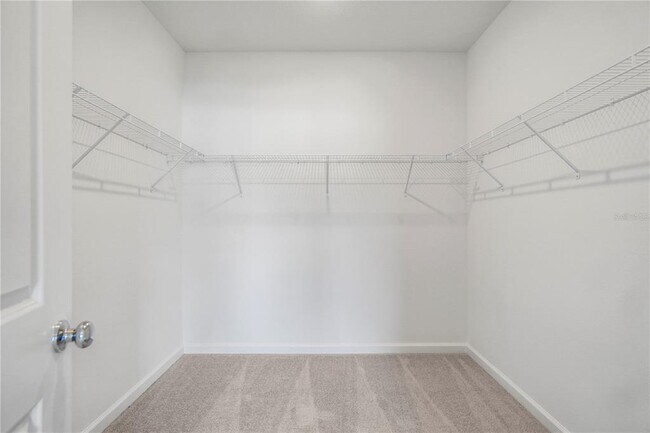 Building Photo - 2743 Skyline Lp