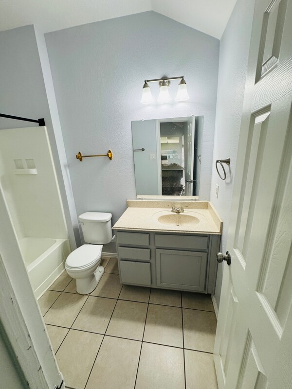 Building Photo - 5837 Swords Dr