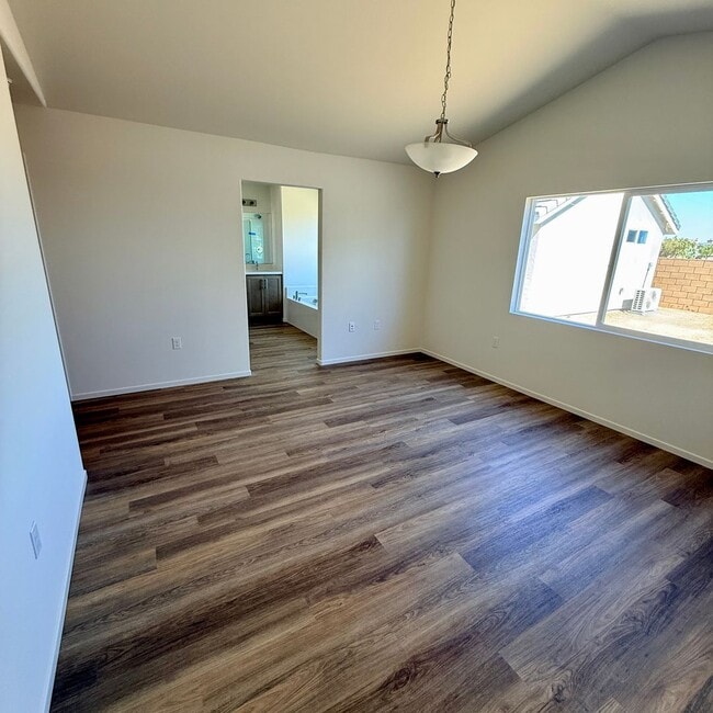 Building Photo - 11702 Sebastian Rd