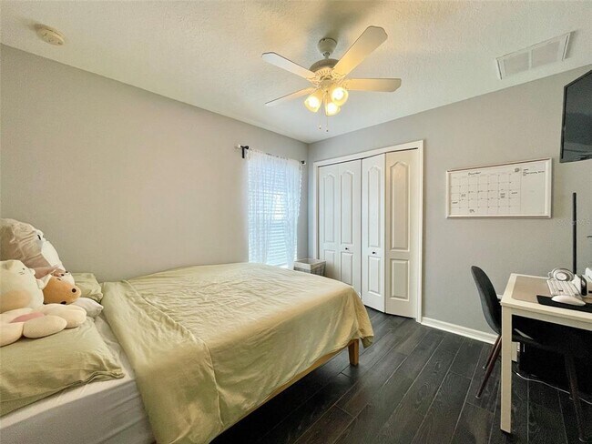 Building Photo - 8227 Midnight Sun Ct