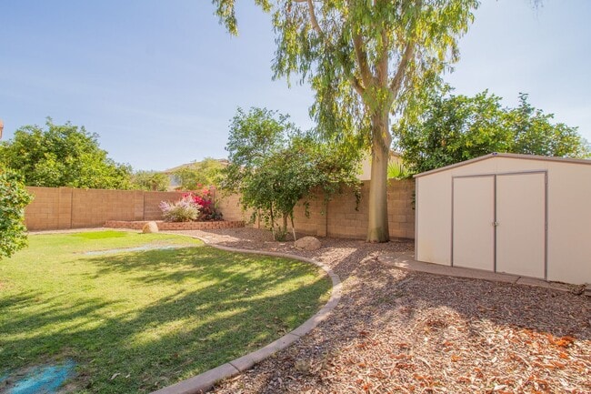 Building Photo - Discover Your Dream Home with a Fantastic Floorplan!