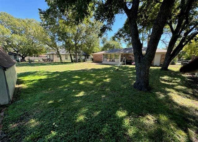 Building Photo - 616 E Main St