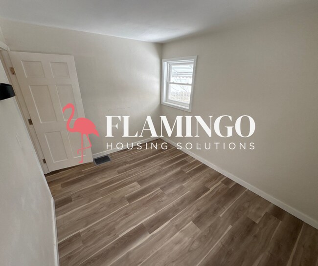 Building Photo - 2031 Suman Ave