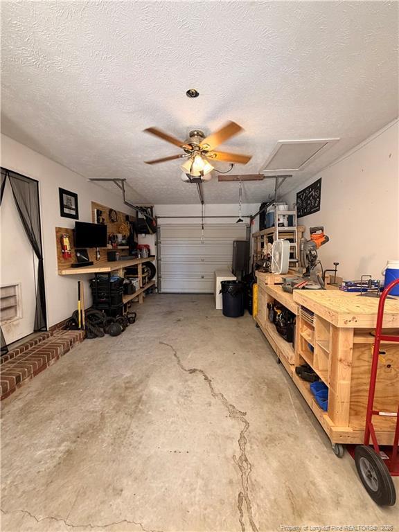 Building Photo - 1030 Rim Rd