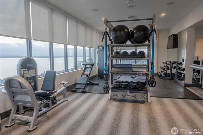 Building Photo - 1Bd/1Ba Seattle Condo