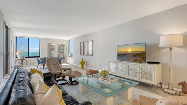 Building Photo - 2020 Harbourside Dr